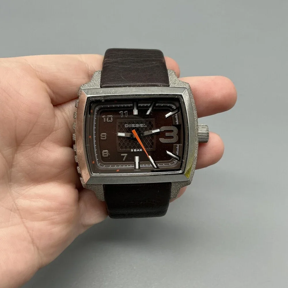 Diesel DZ-1364 Mens Watch 46mm Silver Tone Brown Leather Stainless New Battery
